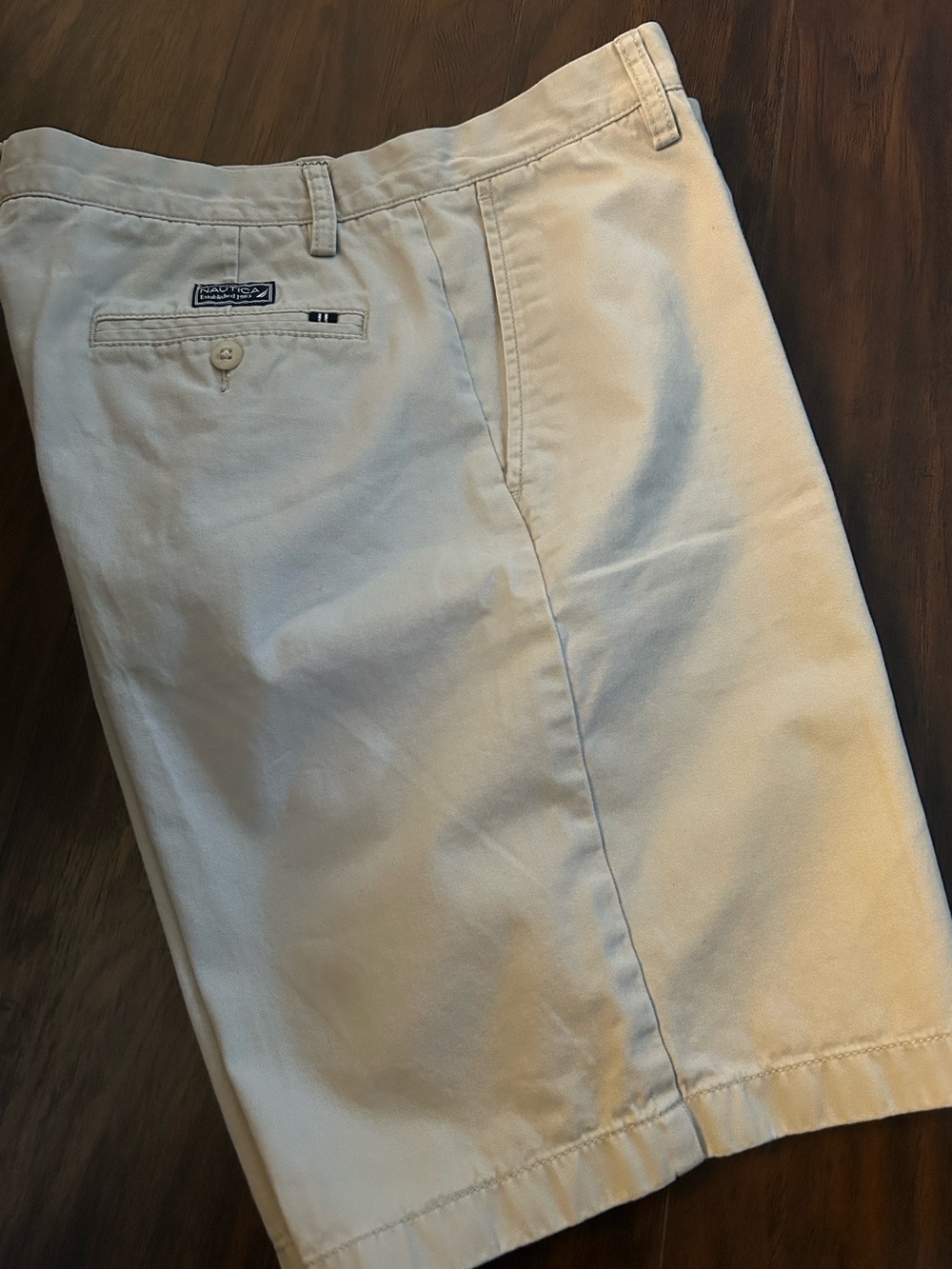 NWOT Mens Nautica Classic Flat Front 9" Shorts